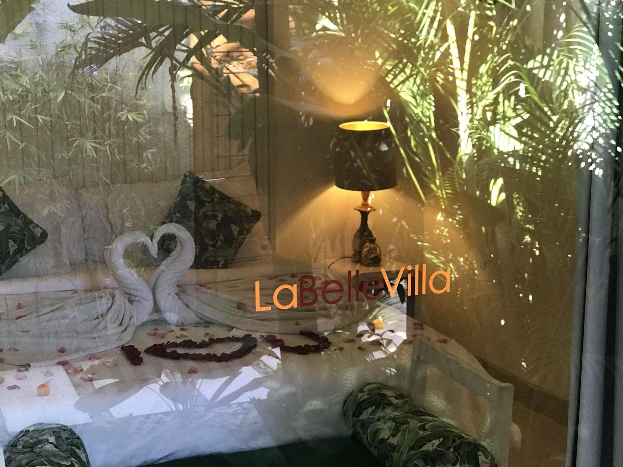 La Belle Villa Seminyak Exteriör bild
